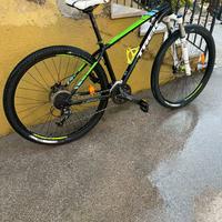 Bici MTB TREK Xcaliber 7 professionale ruote da 29