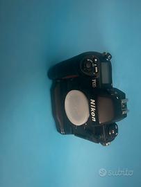 Nikon F10”