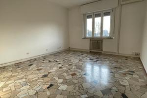 Ufficio davanti tribunale Pordenone