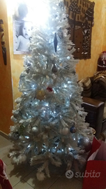 Albero di natale bianco