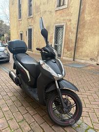 Honda SH 300 Sport