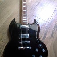 Chitarra elettrica SG nera