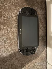 PlayStation Vita + 3 Giochi