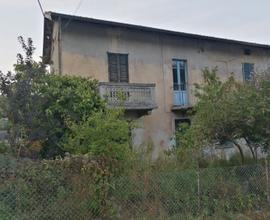 Due appartamenti in villa a schiera