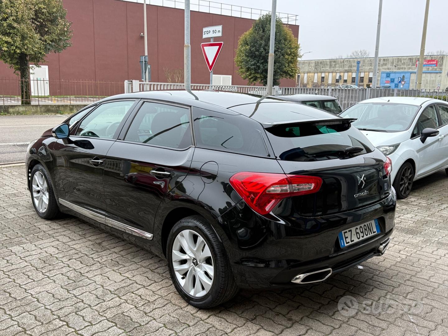 DS Automobiles Ds5 2015 photo 4