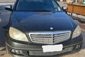 646811 RICAMBI USATI AUTO MERCEDES Classe C Berlin