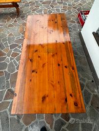 Tavolo rustici con panca in legno