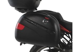 Givi PLX447 Porta valigie laterali Kawasaki Roma