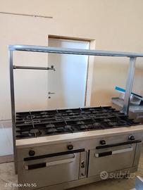 CUCINA 8 FUOCHI 4 FORNI