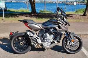 Mv Agusta stradale
