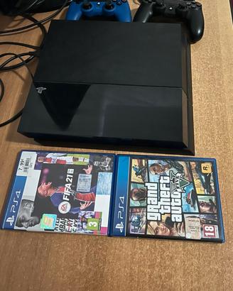 PS4 1000 GB con FIFA 21 e GTA 5