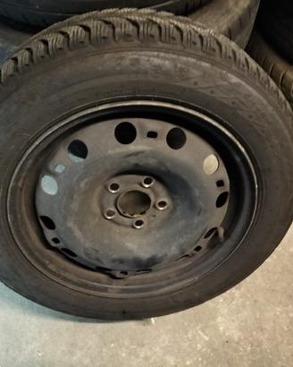 4 pneumatici invernali 185/60/R15