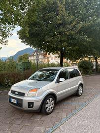 Ford Fusion 1.6 Benzin