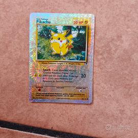 carta rara pikachu 