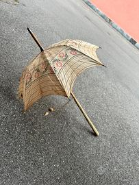 Ombrello d’epocada passeggio