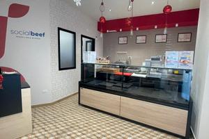 NEGOZIO COMMERCIALE Via S. Martini 125