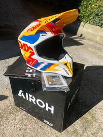 Casco AIROH WRAAAP 6DAYS