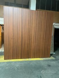 Armadio battente porte