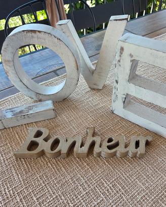 Scritta decorativa LOVE