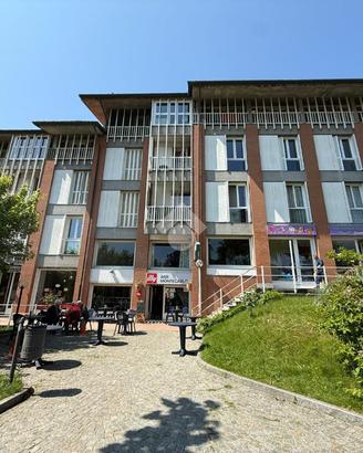 2 LOCALI A LANZO TORINESE