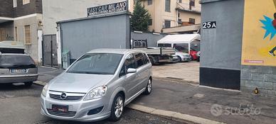 Opel Zafira 1.6 16V VVT Cosmo
