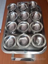 Vassoio con coppette gelato in acciaio