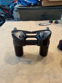 Riser completo di piastra