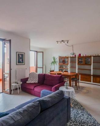 Casa a schiera con vista sul Lago di Garda