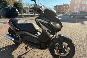 Yamaha X Max 250