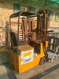 Muletto Elettrico ATI  capacità 800 kg no batteria