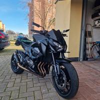 Kawasaki Z 800 total black edition