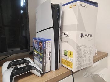 Playstation 5 slim disc edition 1TB 2 joystick