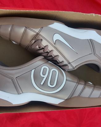 Nike total 90 