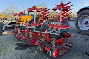 Trapiantatrice Checchi & Magli a fila BINATA