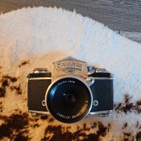 Exakta Varex VX con Carl Zeiss Jena Tessar 2,8/50