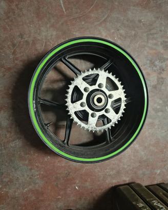 Cerchio posteriore originale Kawasaki zx 10 2005