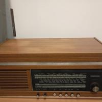 Radio d'epoca da troppo tempo silenziosa