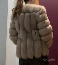 Pelliccia di volpe grigia