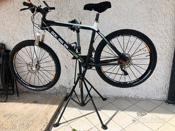 Mountain bike Rockrider carbonio
