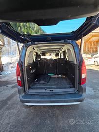 PEUGEOT Rifter BlueHDi 130 S&S GT Line Standard