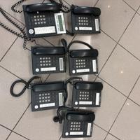 Centralino telefonico e 7 telefoni