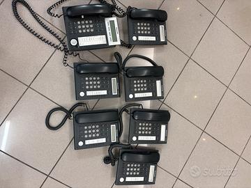 Centralino telefonico e 7 telefoni
