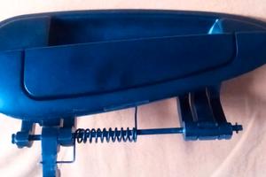 Maniglia posteriore sinistra grande punto 2006