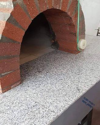 Forno per pizza da esterno in muratura