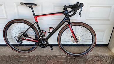 Giant Defy , Ultegra compact 11V