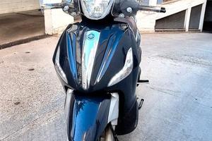 Piaggio Beverly 350 ST ABS/ASR (11/2021)