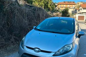 Ford Fiesta 1.6 TDCi 95CV Ideale per Neo Patentati