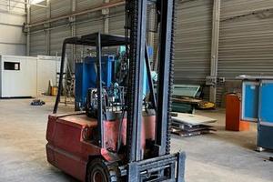 Carrello elevatore Linde Modello E20PH-01
