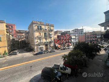 Bilocale - calata capodichino, napoli