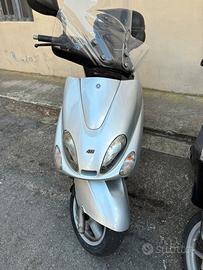 Yamaha majestic 180cc